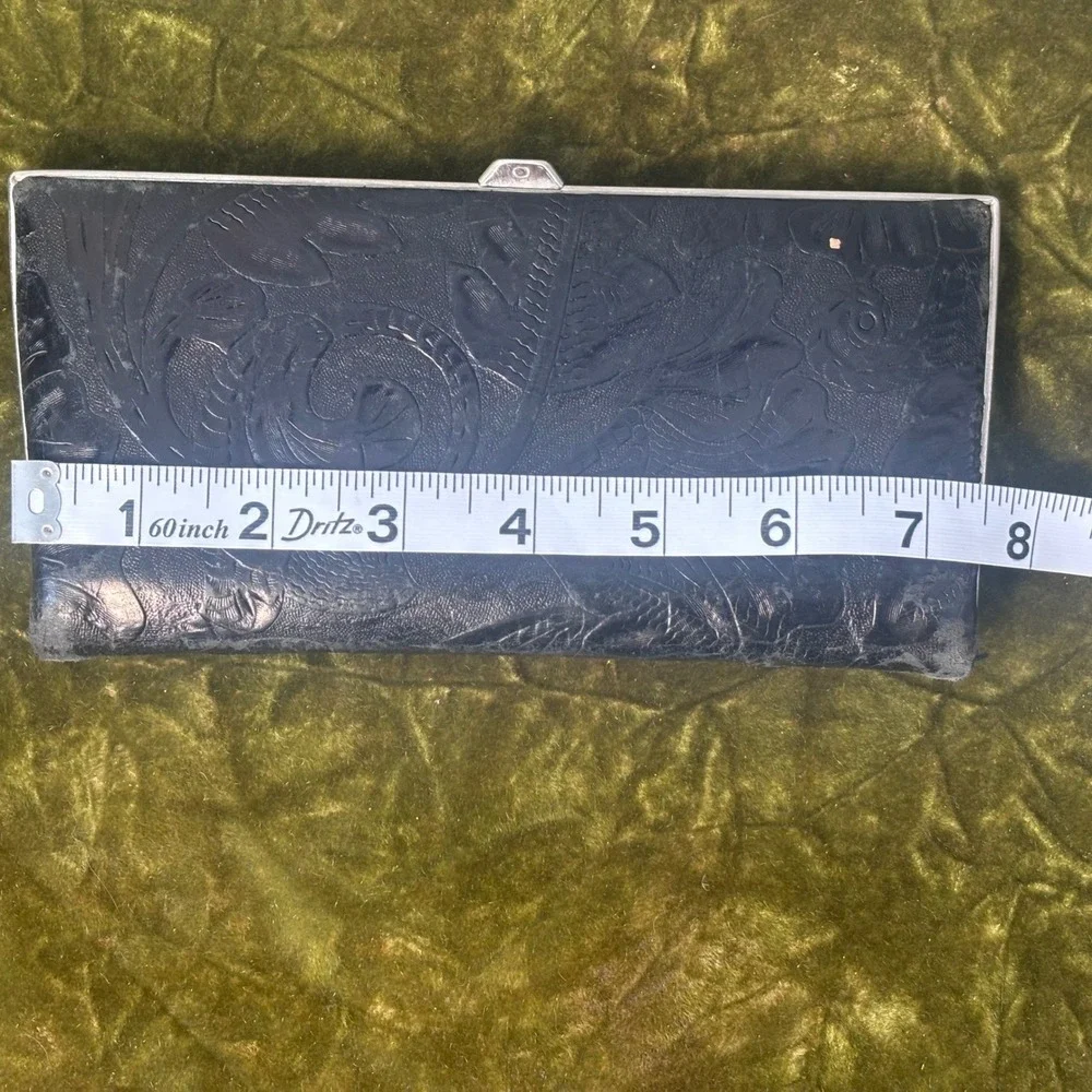 LUCILLE Black Embossed Floral Leather Clutch Wallet Organizer‎